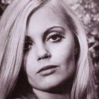 Александра Хеј Голе