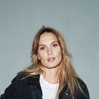Ана Жирардо Голе