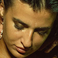 Енџи Кеј Голе