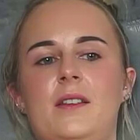 април_фликс Голе