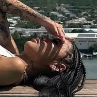 Asian Queen Голе