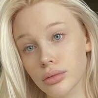 Аврора Мии Голе