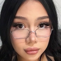 Камила Холгуин Голе