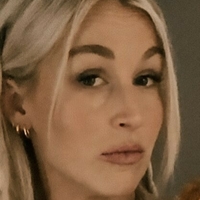 Кеси Попкорн (Попкорн ин Бед) - Кеси Тремблеј Голе