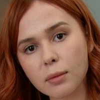 Хлое Њуд Голе