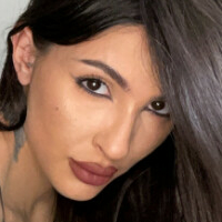 Деби Хенџес Голе