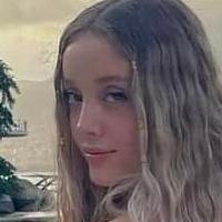 Еми Џи Голе