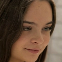 Емили Петит Голе