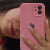 Емили Сантос Голе