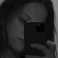 Емили Поуз Голе