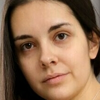 Емелин Голе