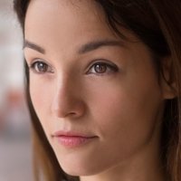 Естер Нубиола Голе