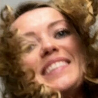 џинеса Ештон Голе