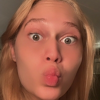 Џиџи Хадид Голе