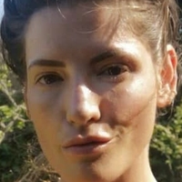 Џенифер Вест Голе