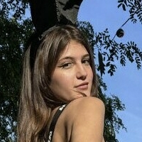 Џени Попач Голе