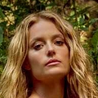 Кејт Лав Голе