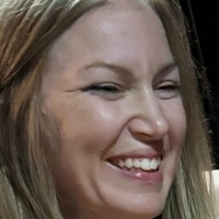 кети рајан Голе