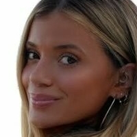 Кајла Манус Голе