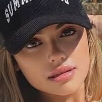 Келси Калемине и Фатеркелс Голе