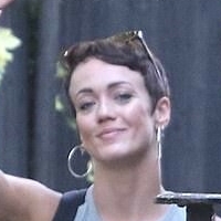 Лорен Оукли Голе