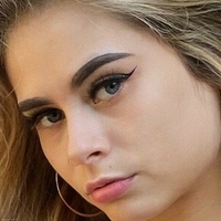 Лајла Ленокс Голе