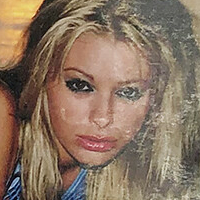 Лија Њуман Голе