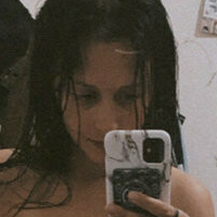 Лија Никол Голе