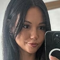 Лиа Шарп Голе