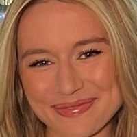 Лиа Луис Голе