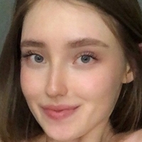 Лили је овде Голе