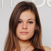 Лора Н Голе