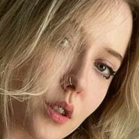 Луси Ембер Голе