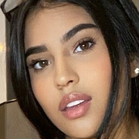 Маријана Валенија Кастро Голе