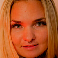 Микајла Кеј Голе