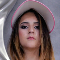 Наталија Азалеа Голе