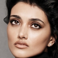 Нилем Каур Гил Голе