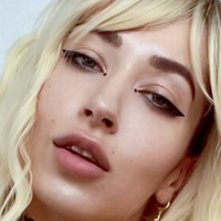 Бесрамна вајфу Голе