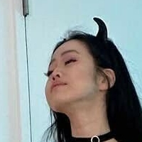 Стефани Су Голе