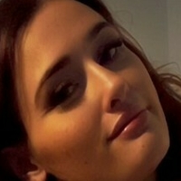 Стефи Џо Голе