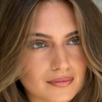 Талија Скот Голе