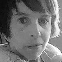 Тина Расел Голе