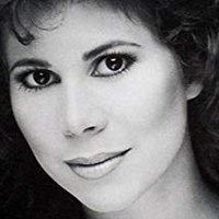 Твајла Вулф Голе