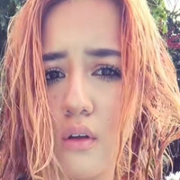 yourgirlneens Голе